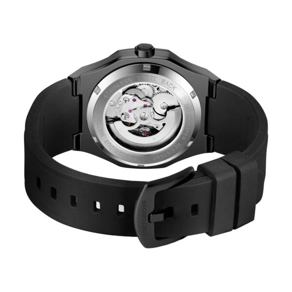 Black_back Saturn - Black